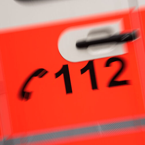 Rettungswagen mit dem Aufdruck 112