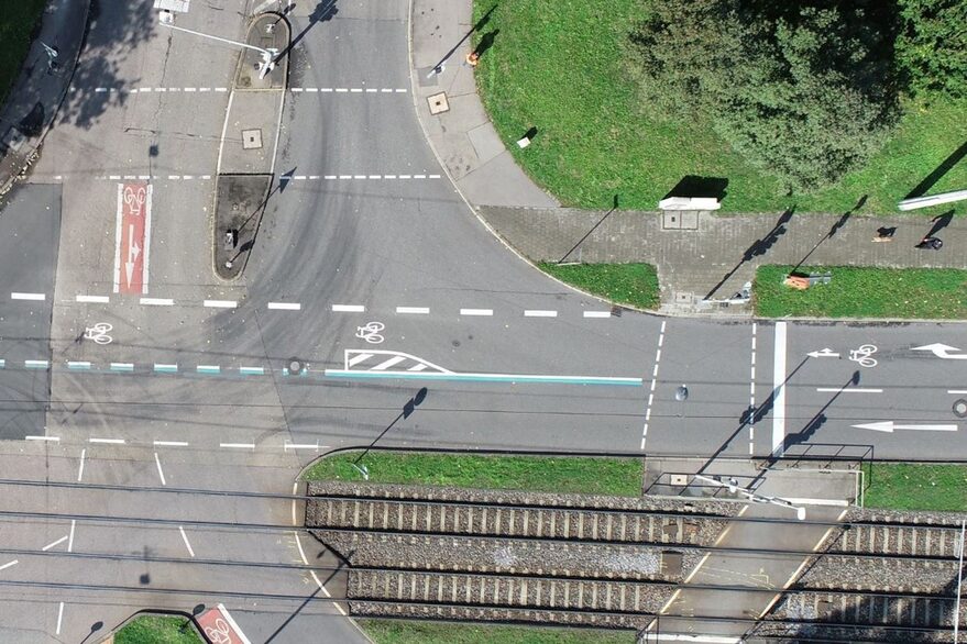 Luftbild der neuen Leipziger Kombispur in der Ludwigsburger Straße.