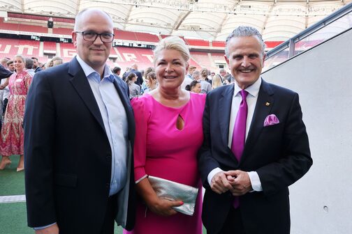 Rainer Neske, Gudrun Nopper und OB Frank Nopper in der MHP Arana