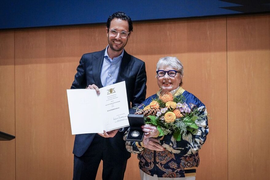 Der Erste Bürgermeister Dr. Fabian Mayer und Dr. Hannelore Paflik-Huber im Stuttgarter Rathaus.