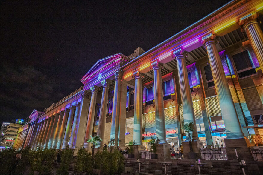 3D-Laser-Show an der Fassade des Königsbaus